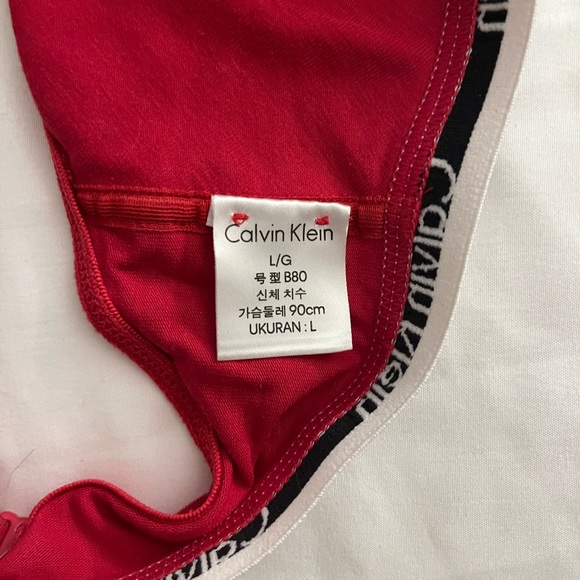 Calvin Klein Triangle Bralette - Picture 3 of 3